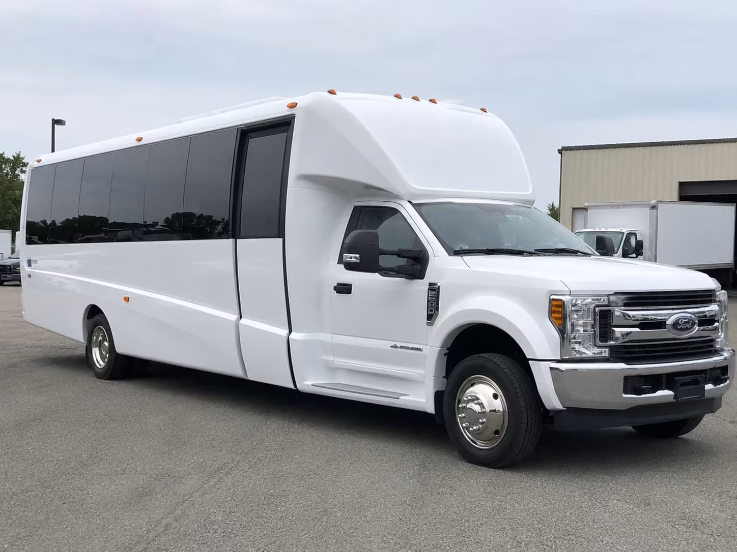 18 passenger minibus