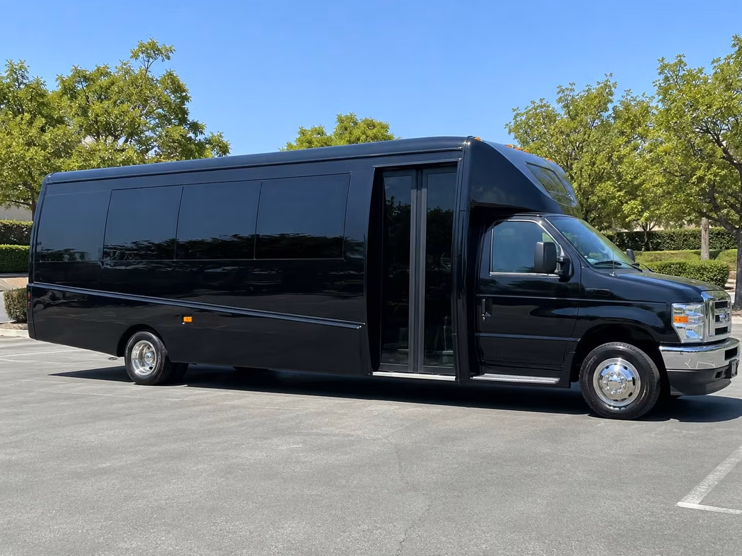 20 passenger minibus