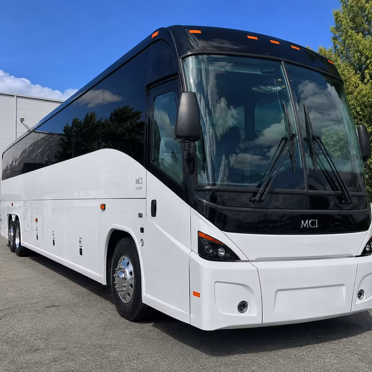 lawton charter bus rental fleet