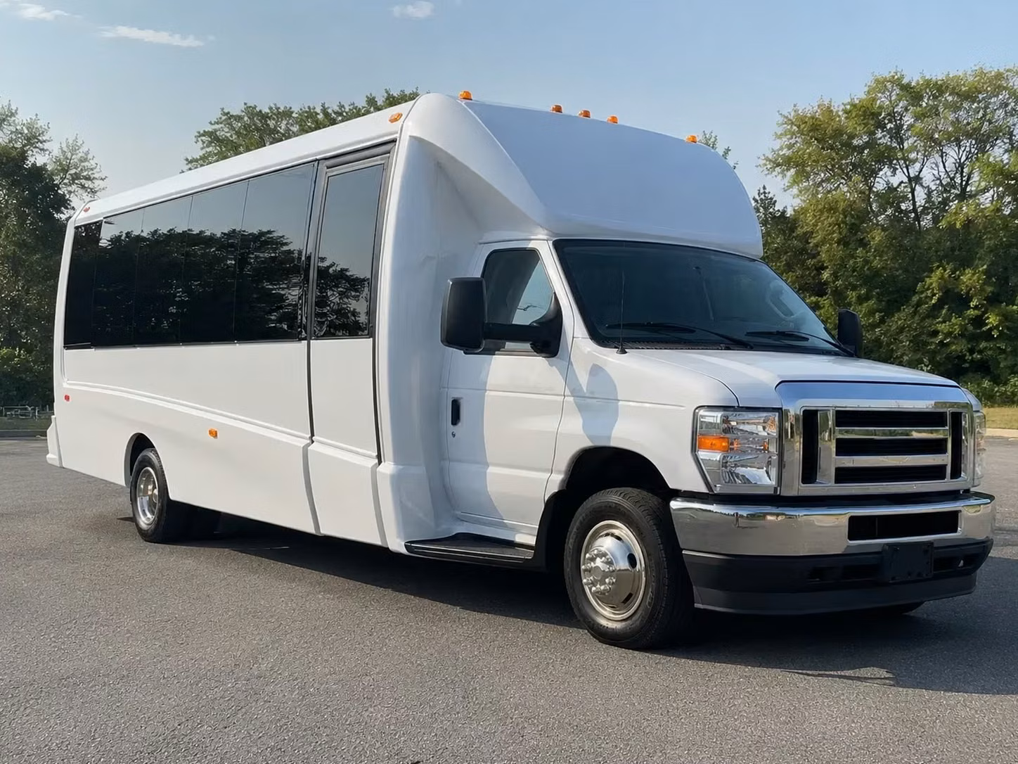 party buses for lawton macarthur high school prom groups
