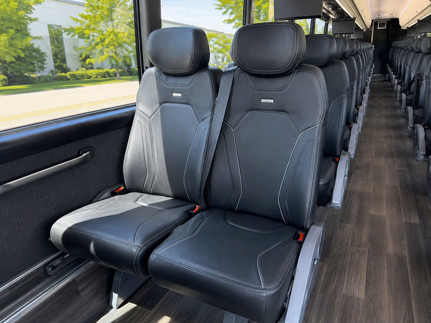 shuttle buses for lawton wedding ceremonies and receptions